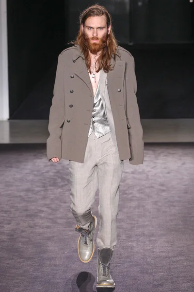 Look 23